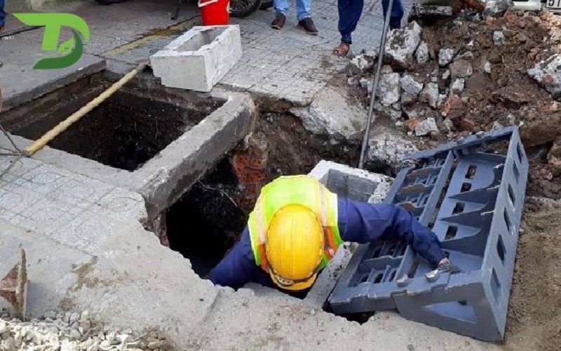 Nạo vét hố ga Trảng Bom