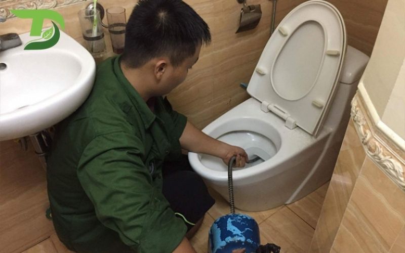 Thông bồn cầu Xuyên Mộc